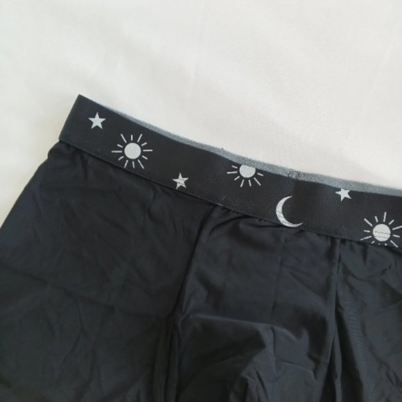 🍑Gay Pride Muscle Sexy Seamless Black Underwear Fits US SIZE SMALL(28-30") - Picture 4 of 7